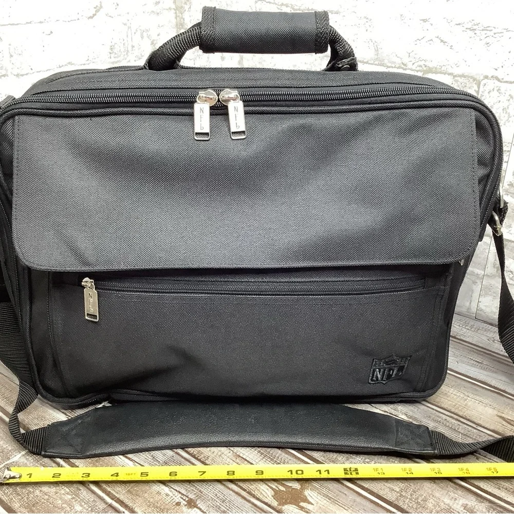 NFL Ballistic Nylon Black Expandable Laptop Tablet Briefcase Rare Football NWOT